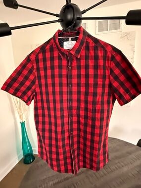 Denim & Flower Red and Black Buffalo Check Short-Sleeve Button-Up